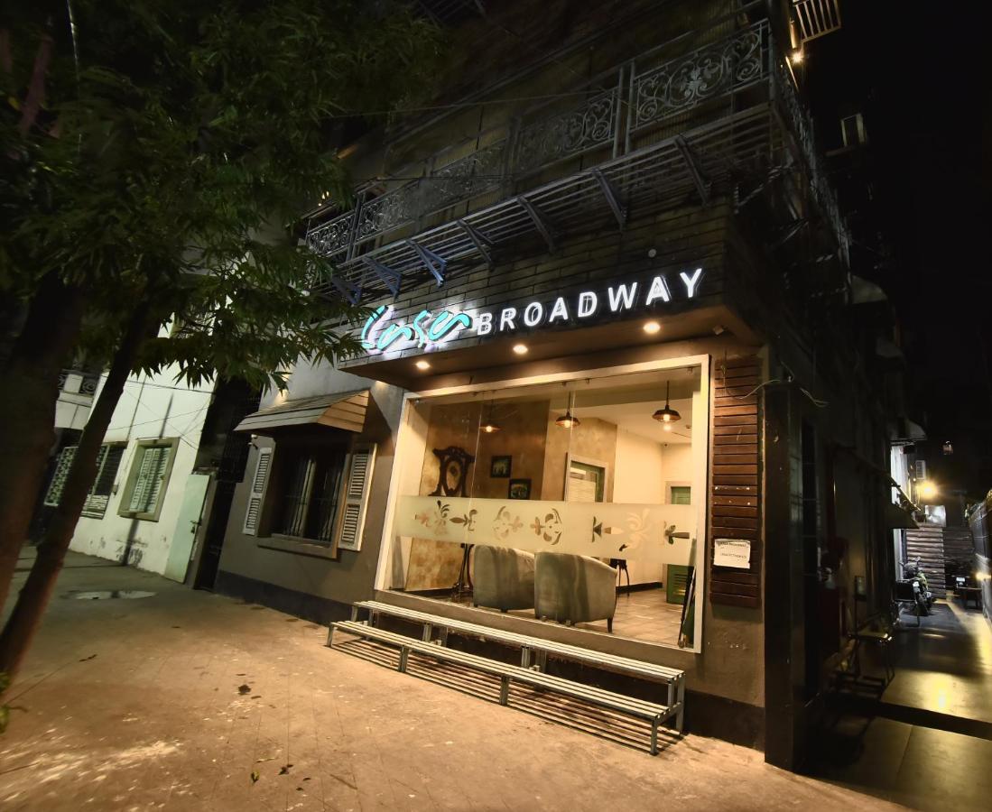 Casa Broadway-A Boutique Hotel โกลกาตา ภายนอก รูปภาพ