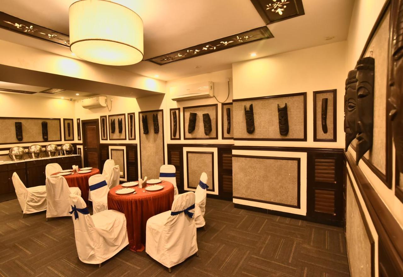 Casa Broadway-A Boutique Hotel โกลกาตา ภายนอก รูปภาพ