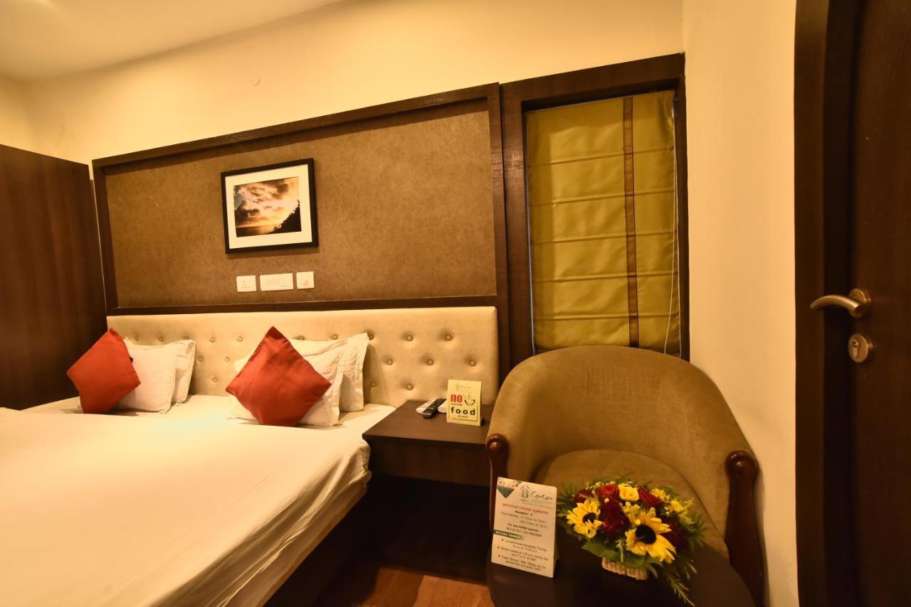 Casa Broadway-A Boutique Hotel โกลกาตา ภายนอก รูปภาพ